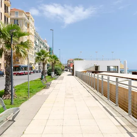Altido Modern Flat With Terrace Near The Beach Appartement *