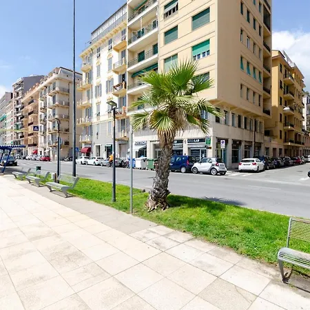 Altido Modern Flat With Terrace Near The Beach